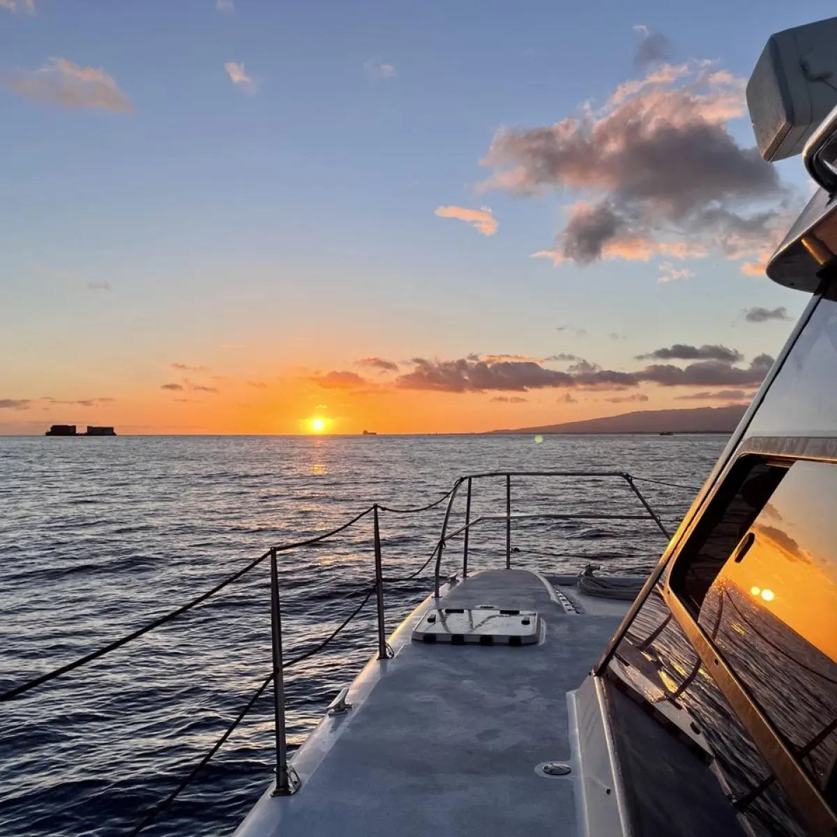 TEXAWAIIAN LUXURY COUPLES ADVENTURE - HAWAII SURF | SAIL | SADDLE